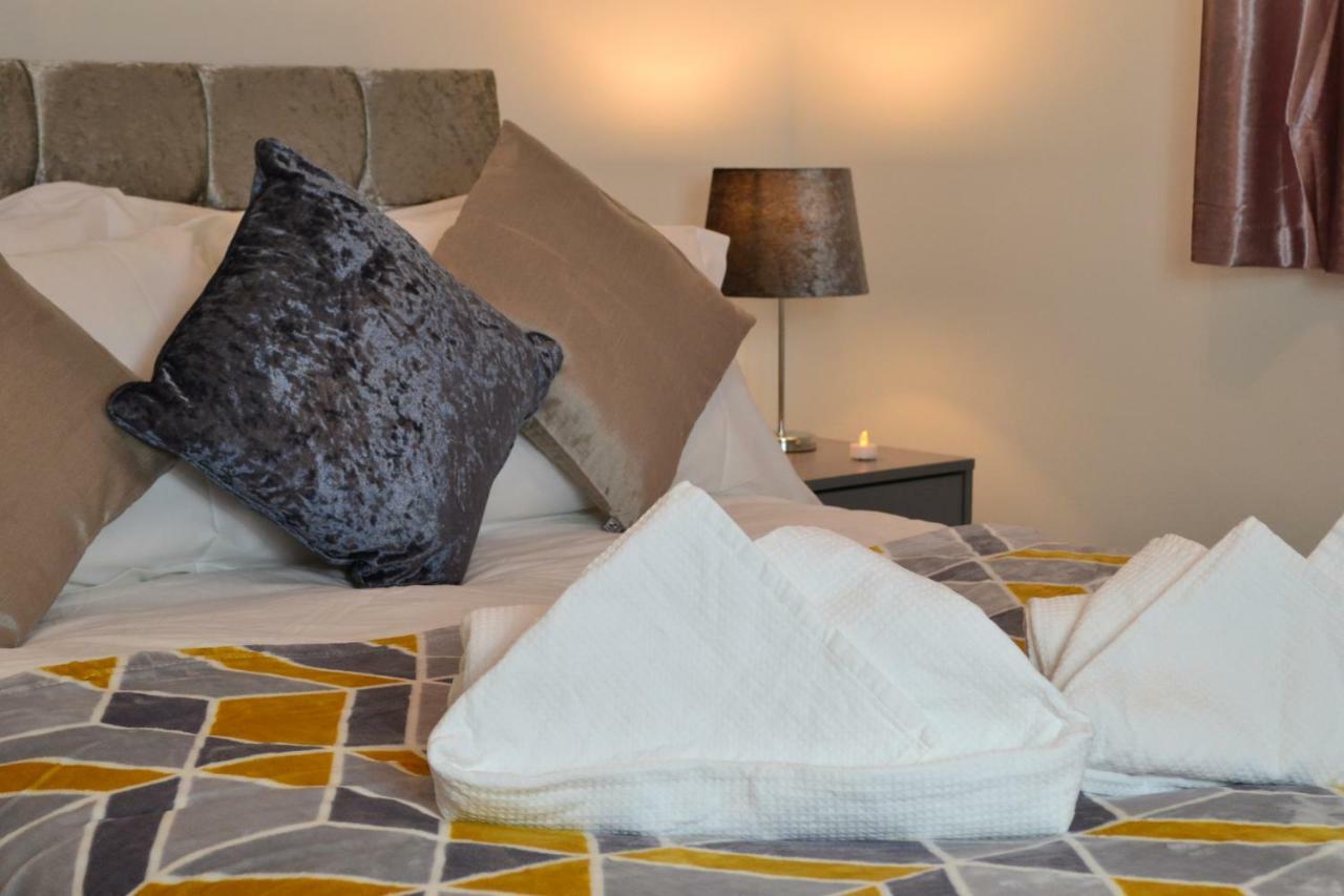Epicsa - Family & Corporate Stay Mews Apartments With Free Parking CBG Extérieur photo