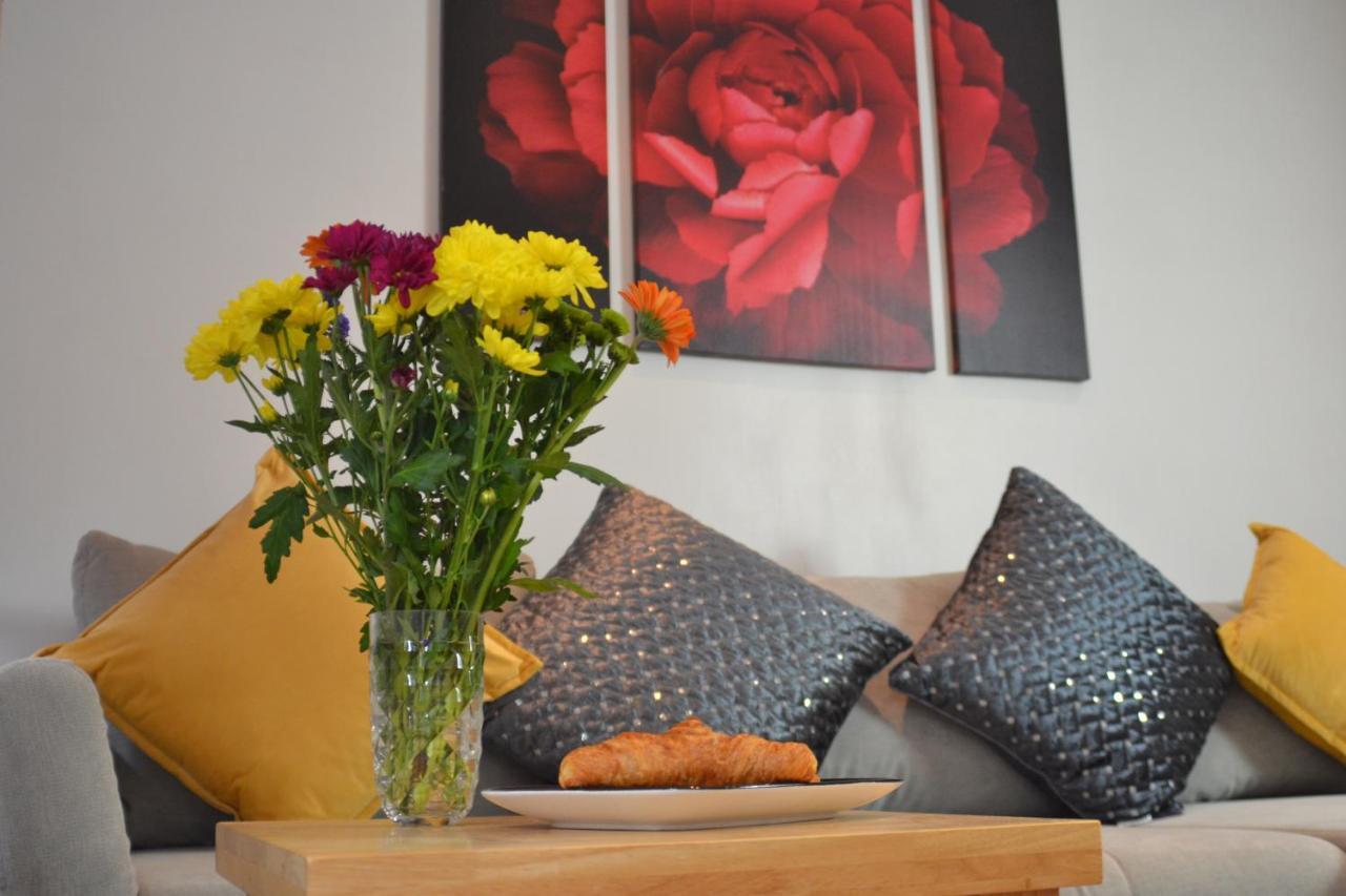 Epicsa - Family & Corporate Stay Mews Apartments With Free Parking CBG Extérieur photo